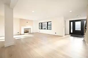 720 N Maple St, Itasca, IL 60143 - Photo 4