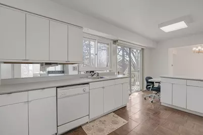 736 Clohesey Drive, Buffalo Grove, IL 60089 - Photo 6