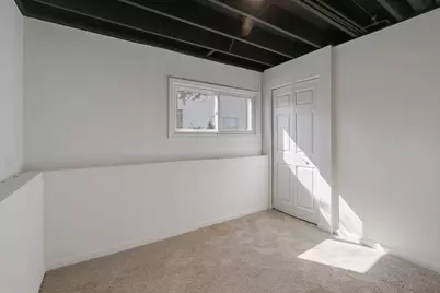 736 Clohesey Drive, Buffalo Grove, IL 60089 - Photo 22