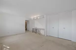 736 Clohesey Dr, Buffalo Grove, IL 60089 - Photo 16