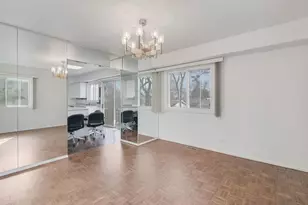 736 Clohesey Dr, Buffalo Grove, IL 60089 - Photo 10