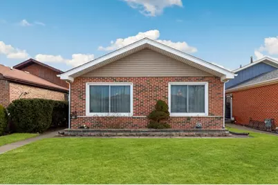 453 Hoxie Avenue, Calumet City, IL 60409 - Photo 1