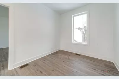 1061 Green Bay Road, Lake Bluff, IL 60044 - Photo 12