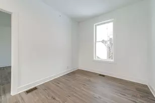 1061 Green Bay Rd, Lake Bluff, IL 60044 - Photo 12