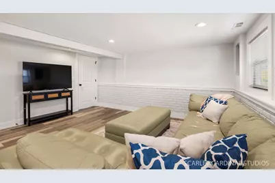 22W080 Valleyview Drive, Glen Ellyn, IL 60137 - Photo 14