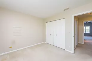 36111 N New Bridge Ct, Gurnee, IL 60031 - Photo 24