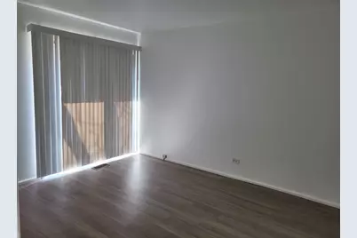 [Address not provided], Roselle, IL 60172 - Photo 4