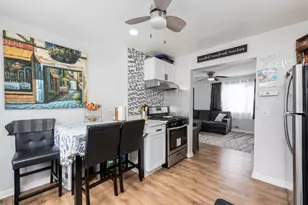 10383 W Yorkhouse Rd, Beach Park, IL 60087 - Photo 10