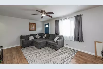 10383 W York House Road, Beach Park, IL 60087 - Photo 4