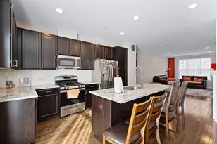 830 Center St, Des Plaines, IL 60016 - Photo 8