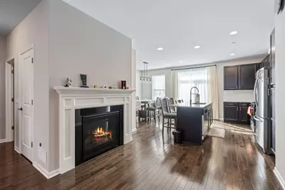 830 Center Street, Des Plaines, IL 60016 - Photo 4