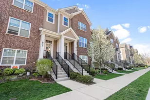 830 Center St, Des Plaines, IL 60016 - Photo 2