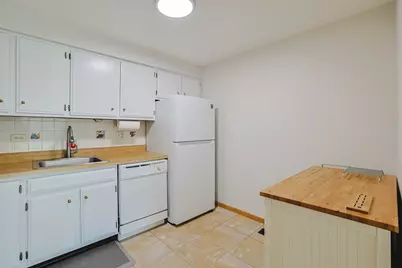 638 Naples Court #638, Glenview, IL 60025 - Photo 8