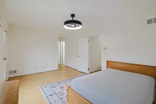 638 Naples Ct, Glenview, IL 60025 - Photo 12