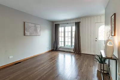 412 Northgate Road, Lindenhurst, IL 60046 - Photo 6