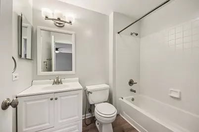 808 Old Checker Road, Buffalo Grove, IL 60089 - Photo 22