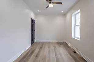 1013 W 18th Pl, Chicago, IL 60608 - Photo 14