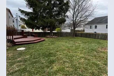 244 Buckingham Drive, Grayslake, IL 60030 - Photo 22