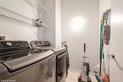 [Address not provided], Evanston, IL 60201 - Photo 8