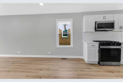 12743 S Lowe Avenue, Chicago, IL 60628 - Photo 8
