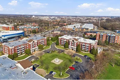 7011 W Touhy Avenue #205, Niles, IL 60714 - Photo 2