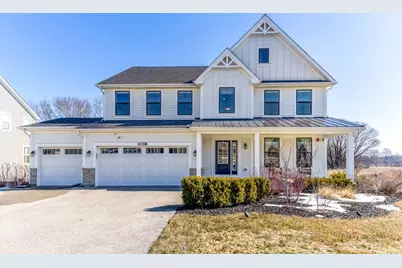 1038 Avery Ridge Circle, Lake Zurich, IL 60047 - Photo 1