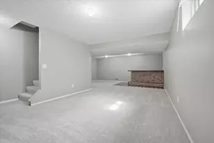 1308 Beacon Hill Ct, Normal, IL 61761 - Photo 22