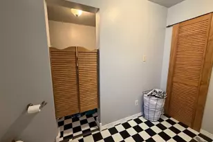 417 S 22nd St, Herrin, IL 62948 - Photo 20