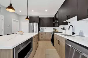 1932 N Drake Ave, Chicago, IL 60647 - Photo 2