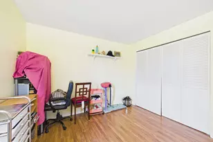 820 N Lakeside Dr, Vernon Hills, IL 60061 - Photo 12