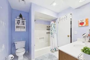 820 N Lakeside Dr, Vernon Hills, IL 60061 - Photo 18