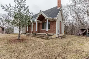 60 Fairoaks Dr, Putnam, IL 61560 - Photo 2