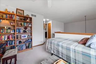 103 Fawn Ln, Elgin, IL 60120 - Photo 18