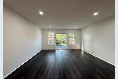 615 Nolan Avenue, Glendale Heights, IL 60139 - Photo 4