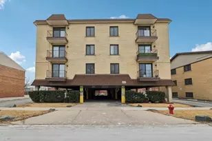 9815 Lawrence Ct, Schiller Park, IL 60176 - Photo 1