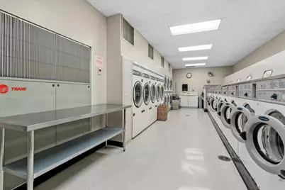 1460 N Sandburg Street #2904, Chicago, IL 60610 - Photo 16