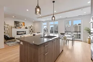 434 W Melrose St, Chicago, IL 60657 - Photo 14