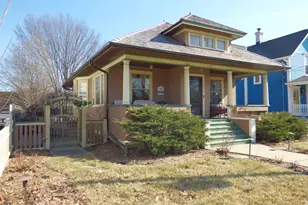 121 Monroe Ave, Elgin, IL 60123 - Photo 28