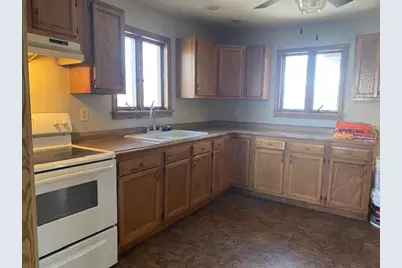 215 S Hennepin Avenue, Ladd, IL 61329 - Photo 4