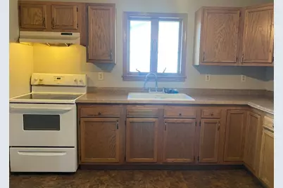 215 S Hennepin Avenue, Ladd, IL 61329 - Photo 6