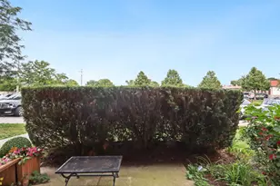 586 Fairway View Dr, Wheeling, IL 60090 - Photo 20