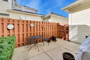 2616 Goldenrod Ln, Glenview, IL 60026 - Photo 34