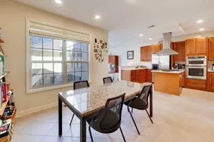 2616 Goldenrod Ln, Glenview, IL 60026 - Photo 12