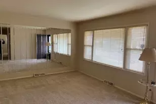 3007 190th St, Lansing, IL 60438 - Photo 4