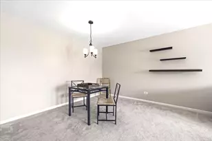 1311 S Finley Rd, Lombard, IL 60148 - Photo 4