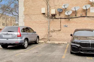 7123 N Damen Ave, Chicago, IL 60645 - Photo 22