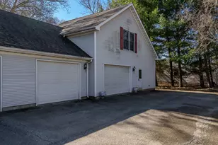 313 Genoa St, Cherry Valley, IL 61016 - Photo 6