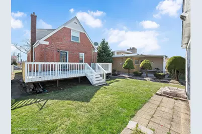 10264 Pelham Street, Westchester, IL 60154 - Photo 22