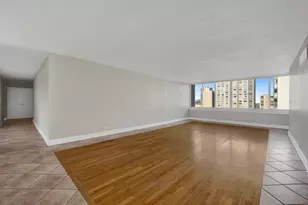 1 E Schiller St, Chicago, IL 60610 - Photo 8