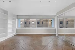 1 E Schiller St, Chicago, IL 60610 - Photo 14